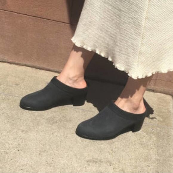 Hopp Black Nubuck Collared Mule US 10.5 - Picture 10 of 10